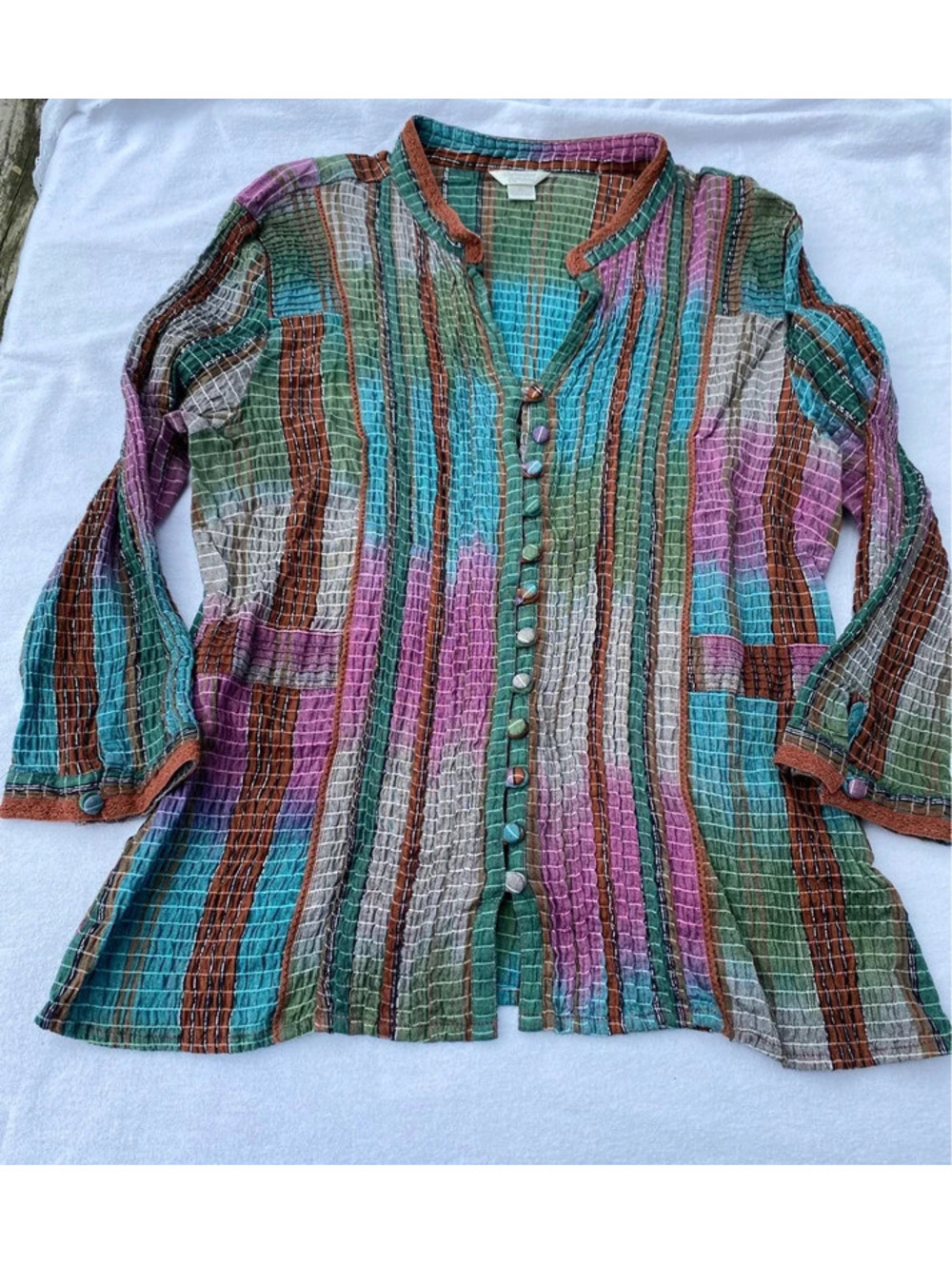 Christopher Banks women’s blouse stretchy Size XL (runs like a M)